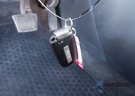 2016 Jeep Cherokee Trailhawk from USA, damaged, VIN 1C4PJMBS3GW335360